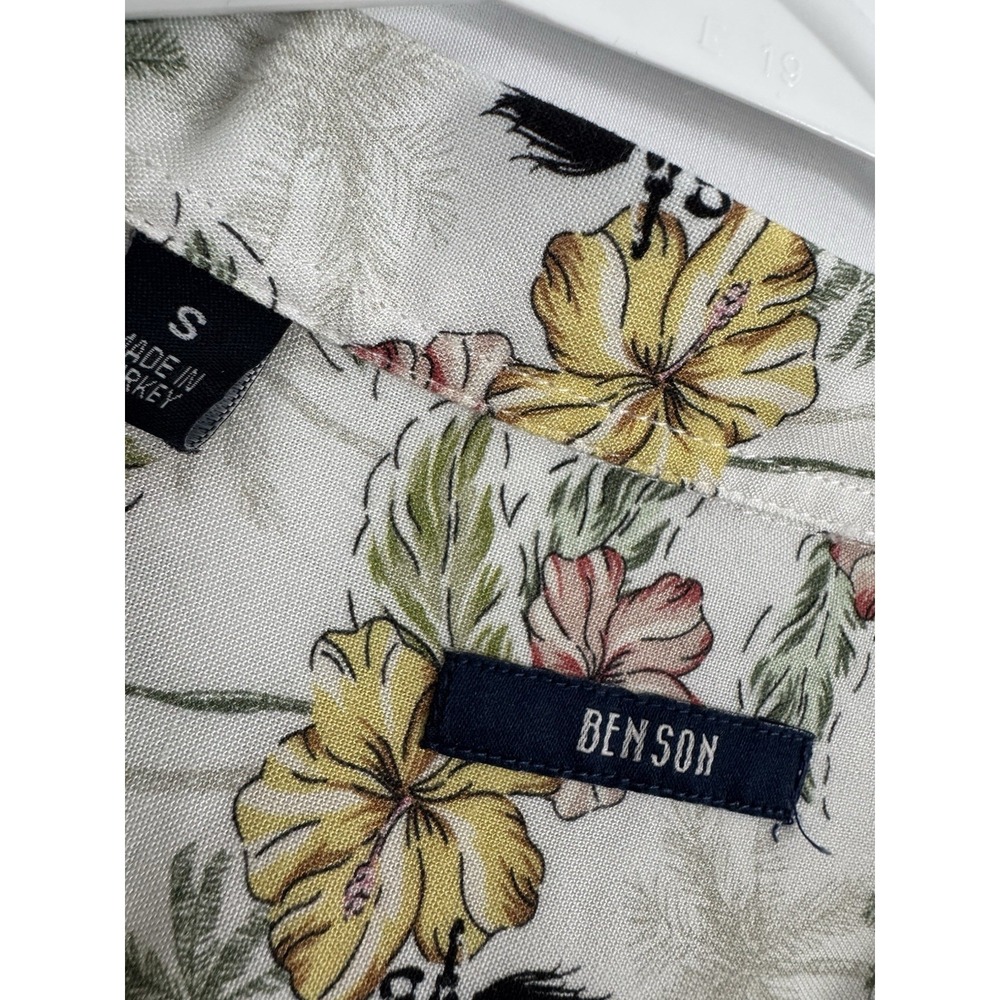 Benson Men's Tropical Floral Button Up Shirt Small NWT Hawaiian Shirt Palm Print - Picture 4 of 6